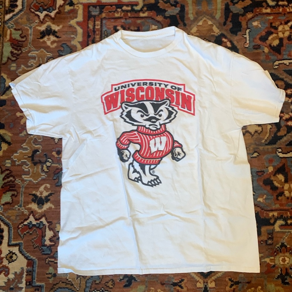 Wisconsin badgers T-shirt